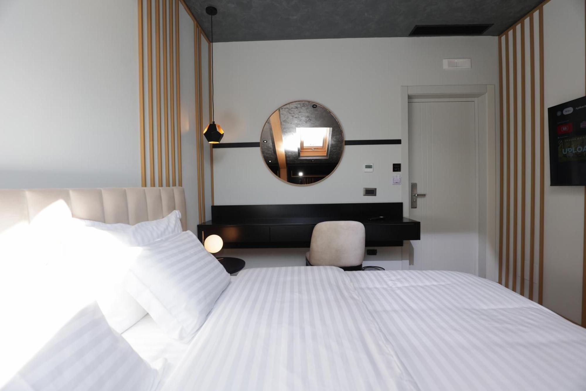 Gremmy Boutique Hotel 티라나 외부 사진
